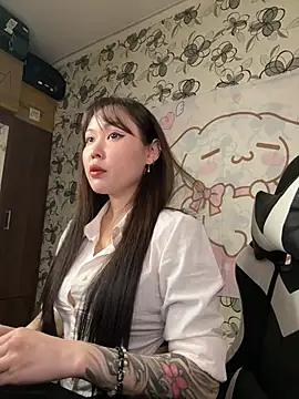 Snapshot of YukiiTYAN chatting on 02/26/26, 01:43 YukiiTYAN online show from 02/26/26, 01:43