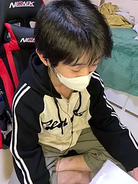 Snapshot of Mura109905 chatting on 02/14/26, 12:13 Mura109905 online show from 02/14/26, 12:13