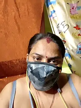 06Rozi online show from 03/13/26, 07:42