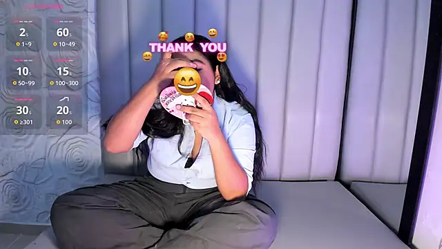 Snapshot of Lya_dubois_ chatting on 02/20/26, 01:33 Lya dubois online show from 02/20/26, 01:33