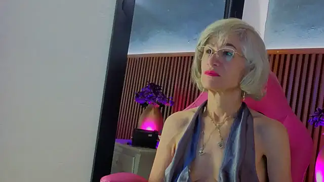 miss monserrate01 online show from 05/21/26, 01:18