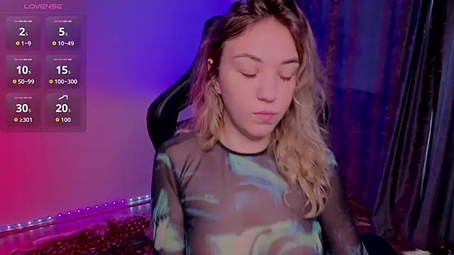 alice charm  online show from 03/20/26, 04:06