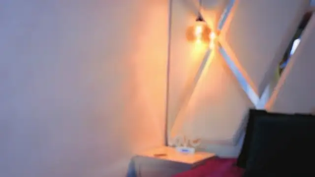 MeelFox online show from 04/17/26, 01:03