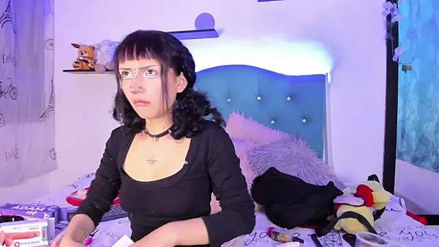 Gemma honey online show from 02/16/26, 01:07