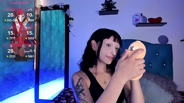 Gemma honey online show from 05/22/26, 02:33
