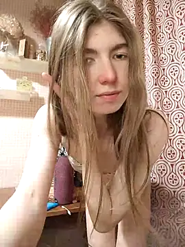 Snapshot of Bubble_Chloe chatting on 02/21/26, 08:10 Bubble Chloe online show from 02/21/26, 08:10