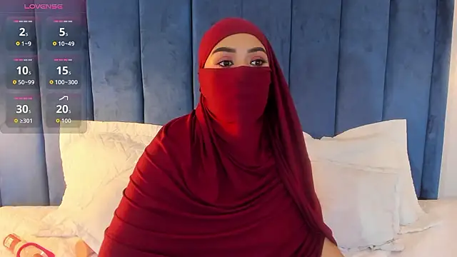 fatimarab   online show from 02/17/26, 03:58