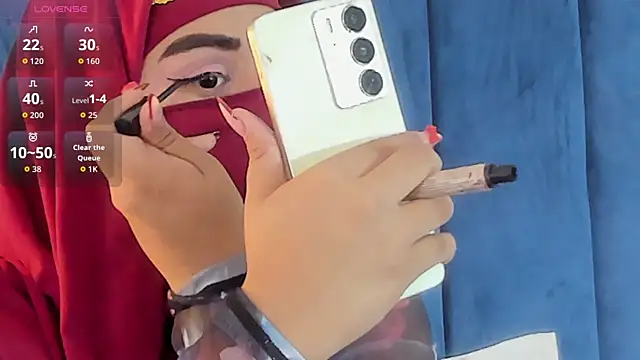 fatimarab   online show from 04/07/26, 03:29