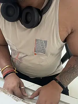 Rah0091 online show from 02/18/26, 09:44