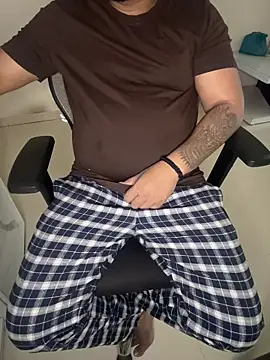 Rah0091 online show from 04/07/26, 07:20