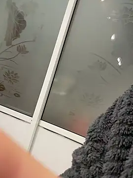 Snapshot of LXR77887 chatting on 02/23/26, 08:39 LXR77887 online show from 02/23/26, 08:39