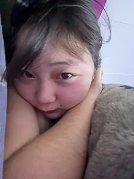 Snapshot of LXR77887 chatting on 02/24/26, 11:14 LXR77887 online show from 02/24/26, 11:14