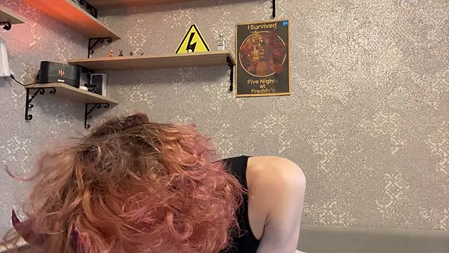 Snapshot of Fred_bucks chatting on 02/17/26, 06:10 Fred bucks online show from 02/17/26, 06:10