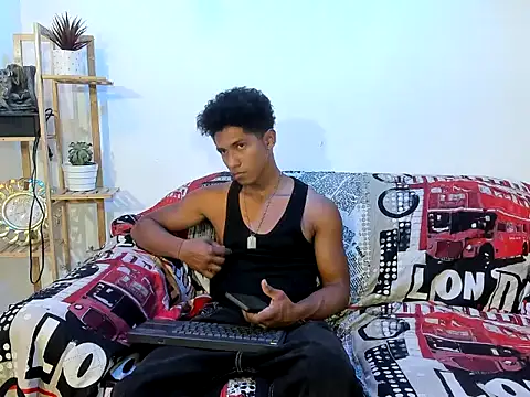 Yoel hot2004 online show from 02/12/26, 07:53