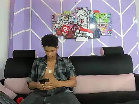 Yoel hot2004 online show from 04/11/26, 07:51