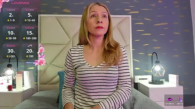 AlexaFoxx  online show from 02/20/26, 06:30