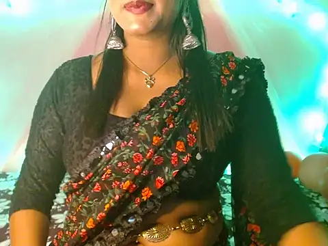 Snapshot of LIZNA_0 chatting on 02/23/26, 05:21 LIZNA 0 online show from 02/23/26, 05:21