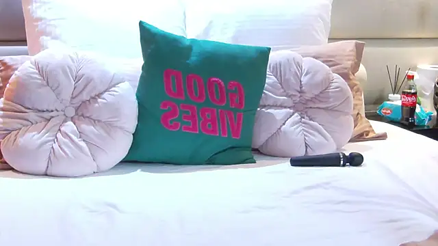 BlissArtX online show from 02/04/26, 08:58