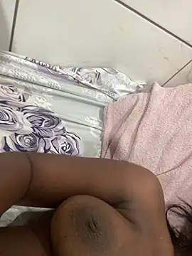 Snapshot of tai011 chatting on 02/12/26, 01:28 tai011 online show from 02/12/26, 01:28