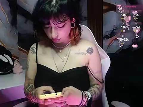 weird sativa online show from 07/29/26, 11:08