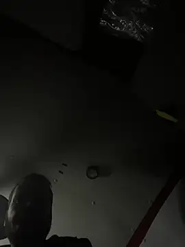 Kylxxx8 online show from 02/11/26, 04:17