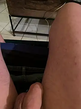 Kylxxx8 online show from 03/31/26, 08:09