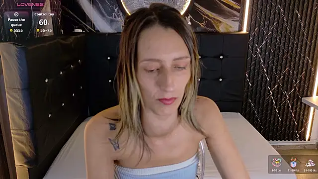 Karolyn rousse online show from 02/27/26, 12:05