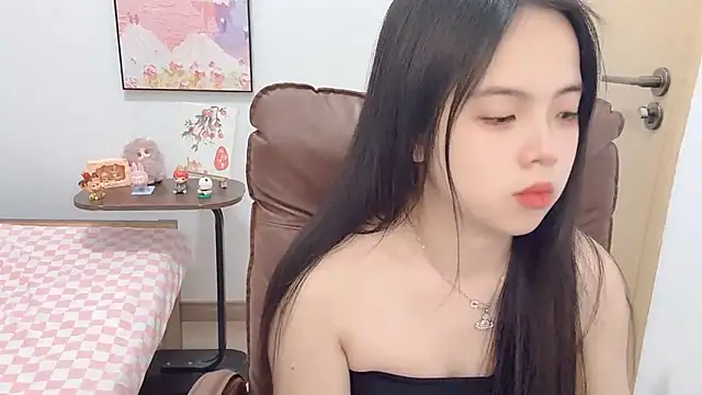 Snapshot of Dawn-2 chatting on 02/24/26, 03:43 Dawn-2 online show from 02/24/26, 03:43