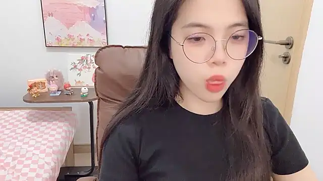 Snapshot of Dawn-2 chatting on 02/27/26, 06:52 Dawn-2 online show from 02/27/26, 06:52