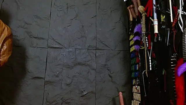 Snapshot of Ariaoficial chatting on 02/21/26, 07:53 Ariaoficial online show from 02/21/26, 07:53