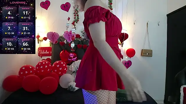 Snapshot of Sharma_Amayra chatting on 02/14/26, 09:00 Sharma Amayra online show from 02/14/26, 09:00