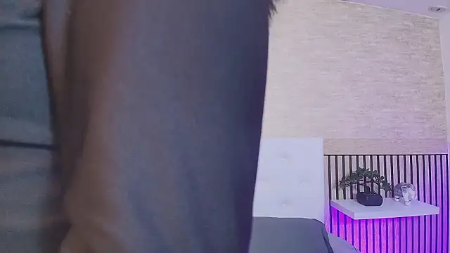 Snapshot of Elizabeth_Ferrer chatting on 03/05/26, 11:50 Elizabeth Ferrer online show from 03/05/26, 11:50