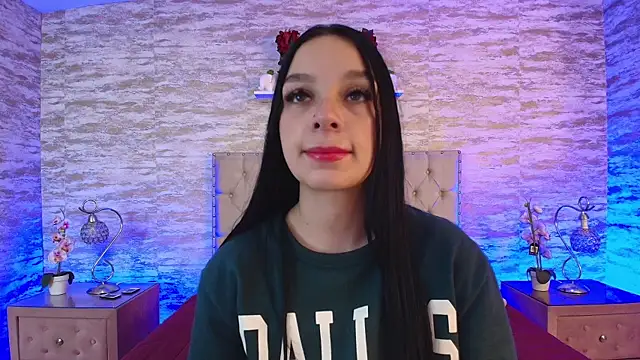 Snapshot of Elizabeth_Ferrer chatting on 04/13/26, 12:32 Elizabeth Ferrer online show from 04/13/26, 12:32