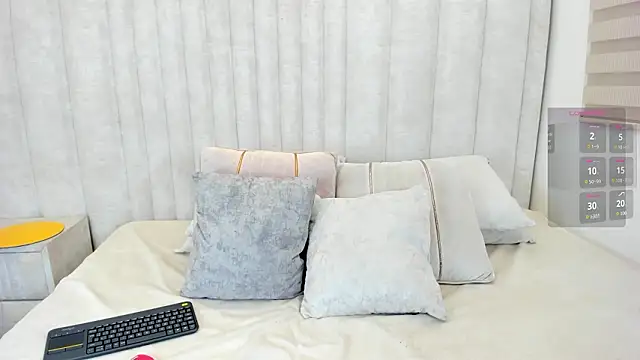  im candy online show from 03/19/26, 08:24