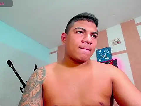 Snapshot of BradKamil chatting on 02/12/26, 03:23 BradKamil online show from 02/12/26, 03:23