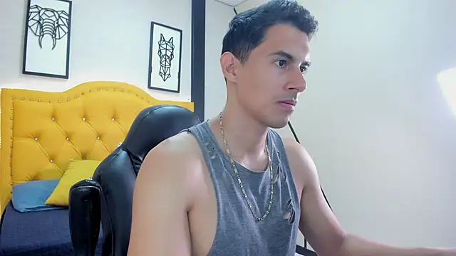 Mike Conors online show from 03/03/26, 01:45