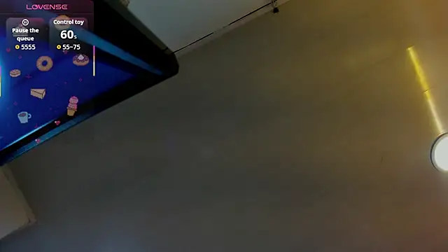 Raven love online show from 04/01/26, 09:12