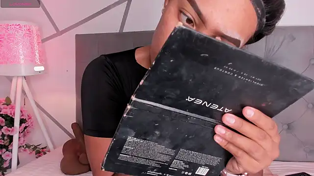 Snapshot of Khloe_Rosee chatting on 02/25/26, 07:45 Khloe Rosee online show from 02/25/26, 07:45