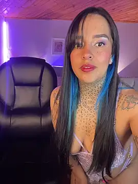 Annie Alicee online show from 04/15/26, 02:35