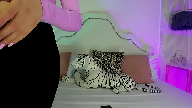 niicole garner online show from 03/04/26, 04:57