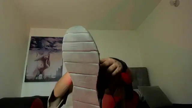 Snapshot of Adonibaskerville4 chatting on 02/21/26, 02:18 Adonibaskerville4 online show from 02/21/26, 02:18