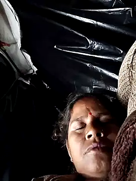 Hot kiran4 online show from 02/17/26, 09:32