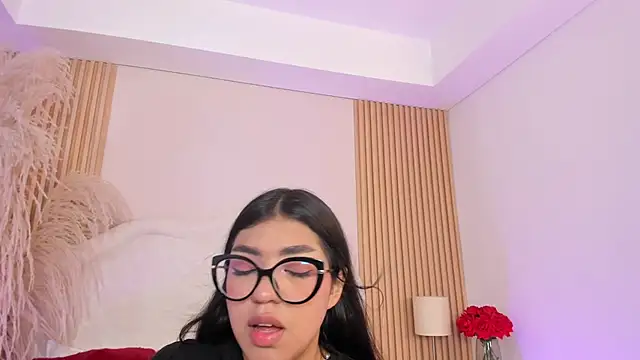 rebeca taylor online show from 07/09/26, 08:24