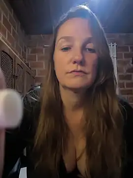 Loirinha surf online show from 02/12/26, 01:55