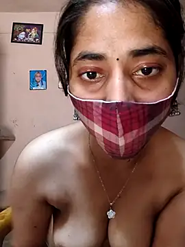 Kitti-Sharma online show from 06/27/26, 07:24