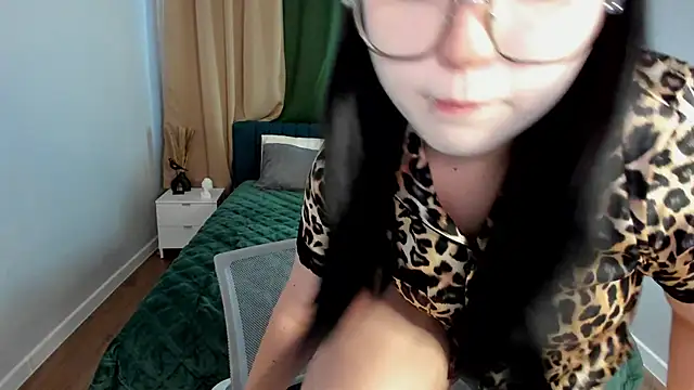 Kira G0ld online show from 03/07/26, 01:02
