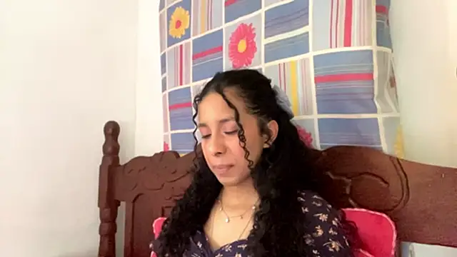 Snapshot of KayleenStoyanoff chatting on 02/12/26, 06:47 KayleenStoyanoff online show from 02/12/26, 06:47