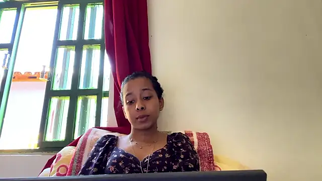 Snapshot of KayleenStoyanoff chatting on 02/19/26, 04:36 KayleenStoyanoff online show from 02/19/26, 04:36