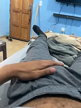 youngsterSA223 online show from 04/15/26, 09:48