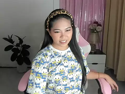 Ursweetyshaine online show from 03/29/26, 01:16